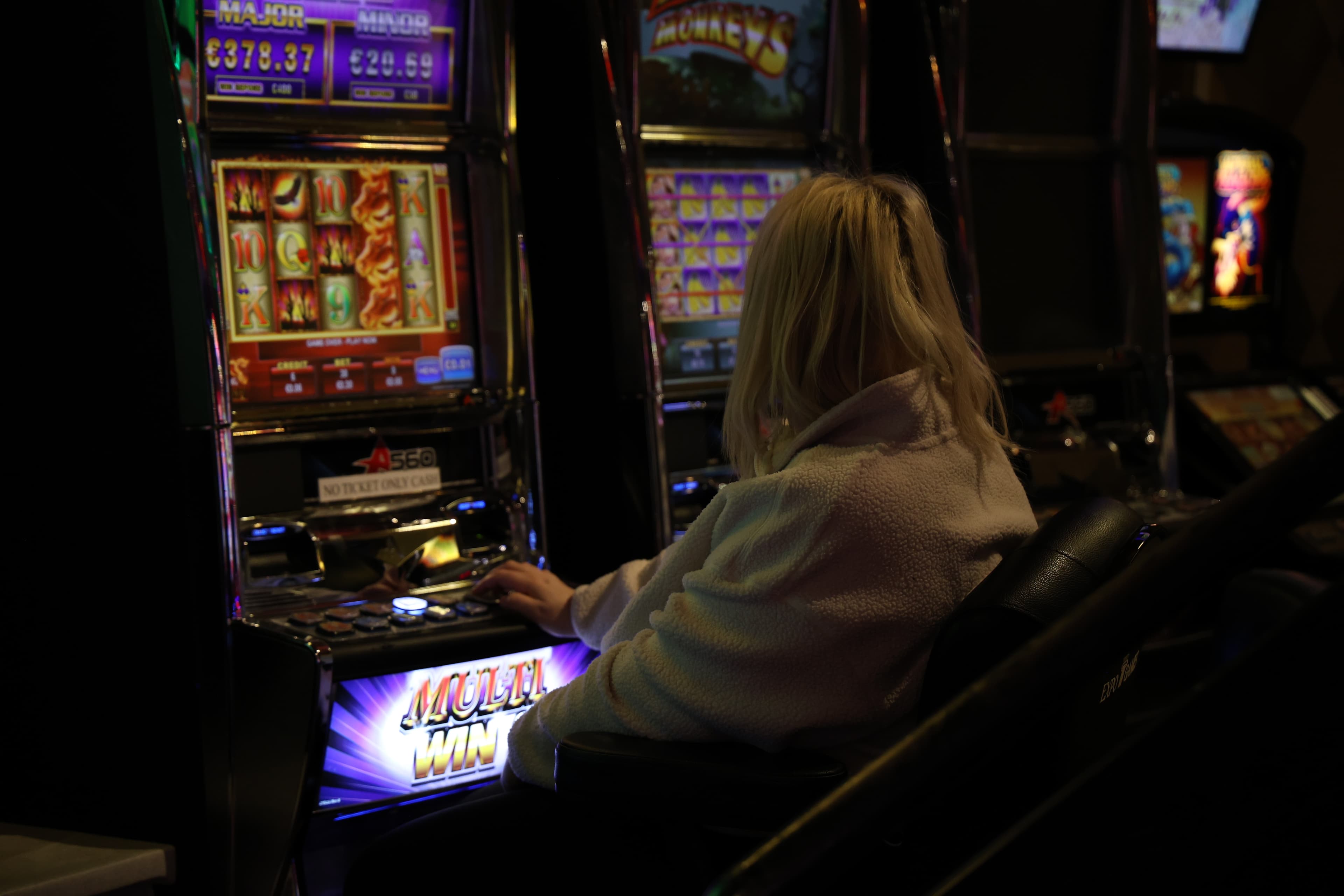 Player at gaming machine