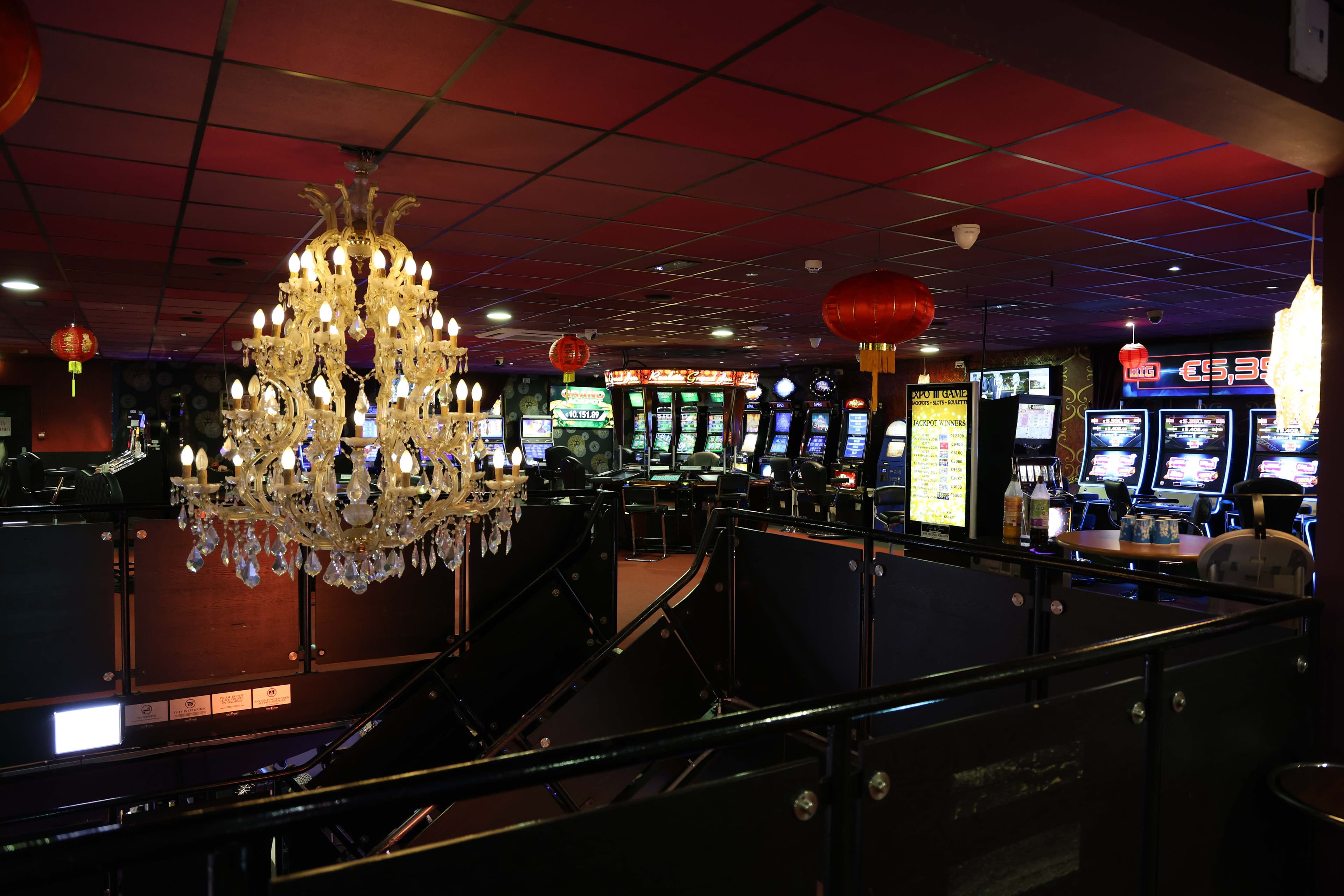 Expo Casino atmosphere